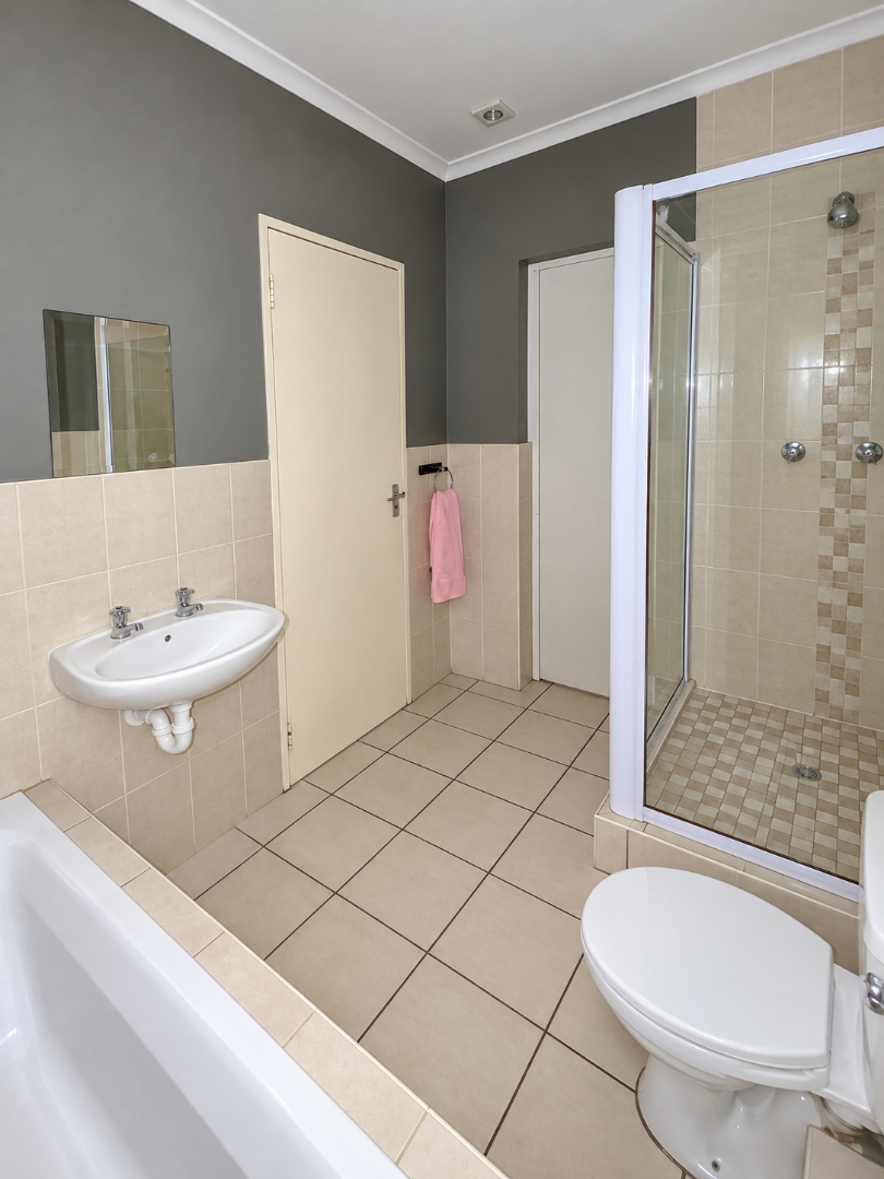 2 Bedroom Property for Sale in Erica Township Western Cape